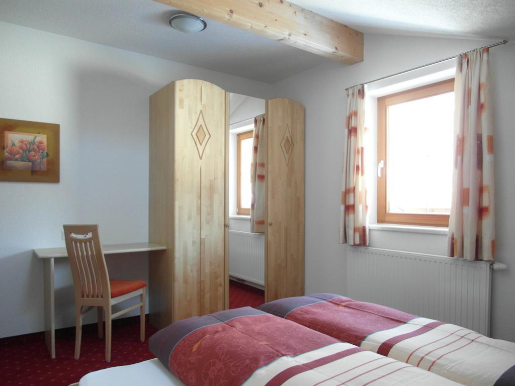 Apartmán Haus Zur Muehle Ried im Oberinntal Pokoj fotografie